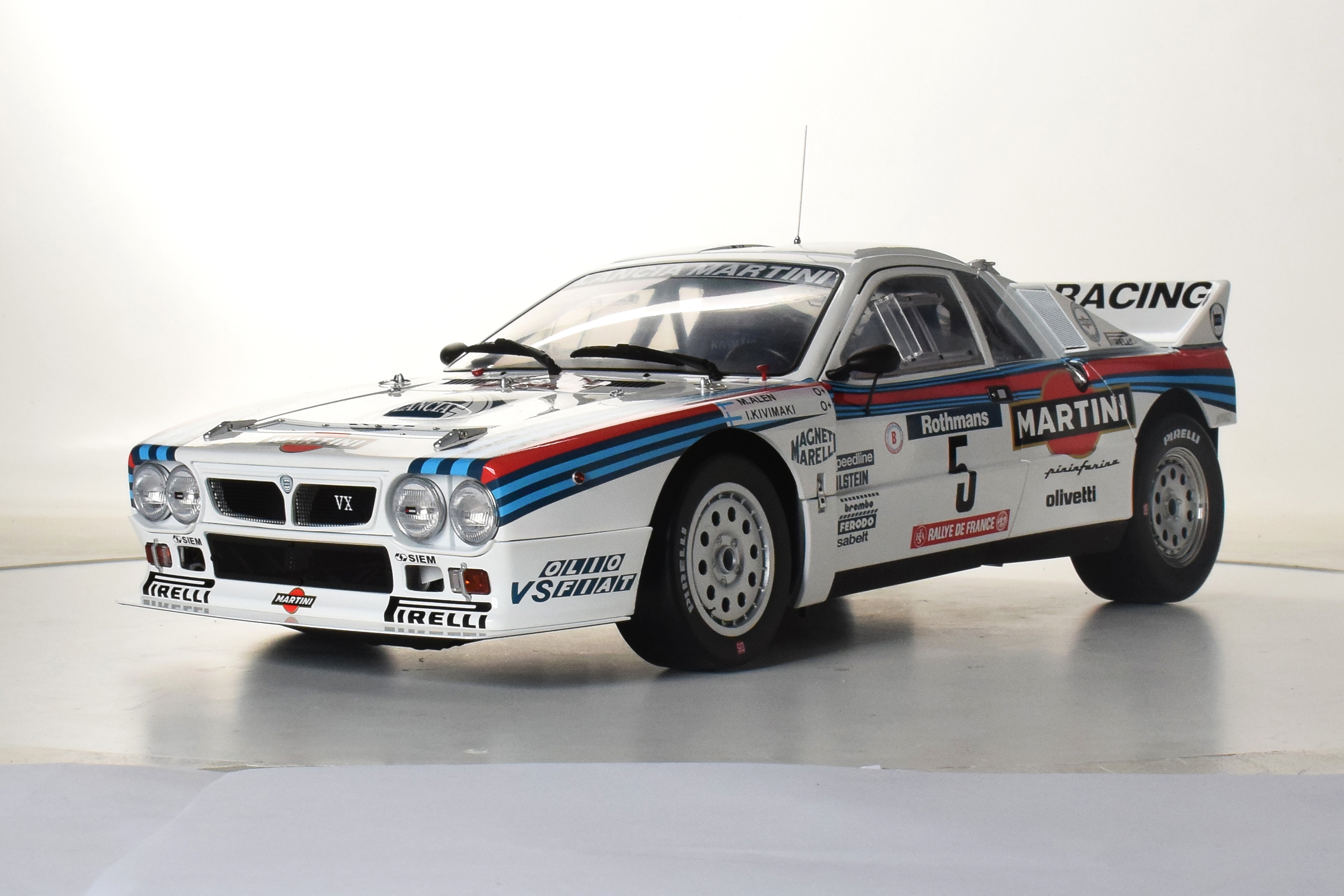 Model Kit Diamant Lancia 037 Rally - 1:8